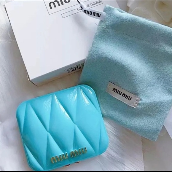Miu Miu Compact Mirror - Picture 1 of 5